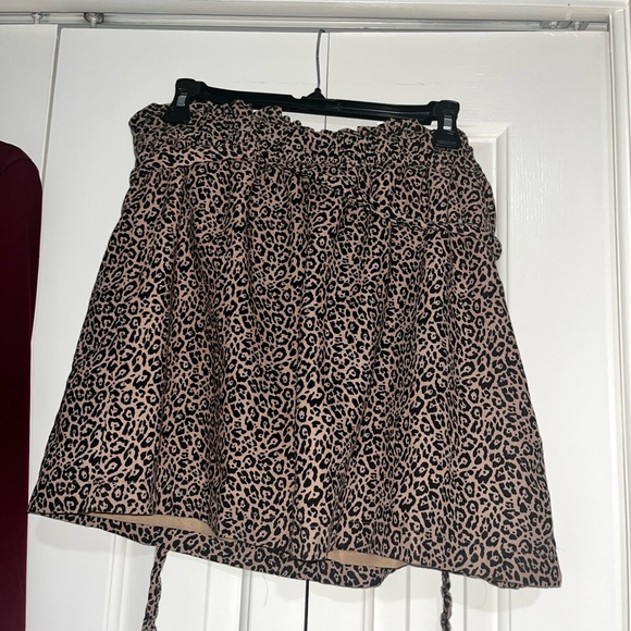 American Eagle Outfitters Cheetah Print Skirt - Picture 3 of 7